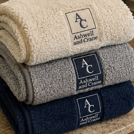 Customized fleece blankets for sports clubs and stadiums